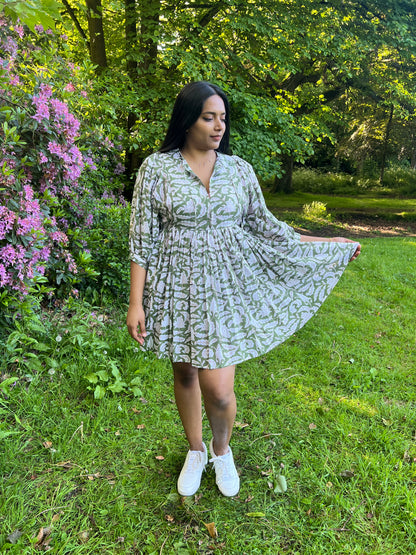 HOLIDAY SHORT DRESS