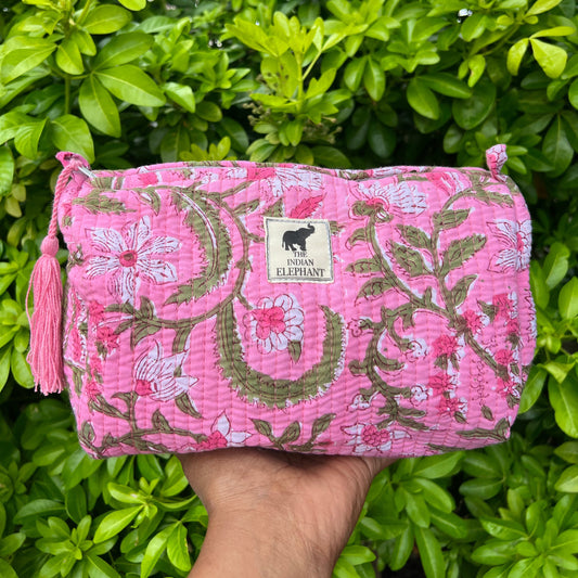 WATERPROOF MAKEUP BAG