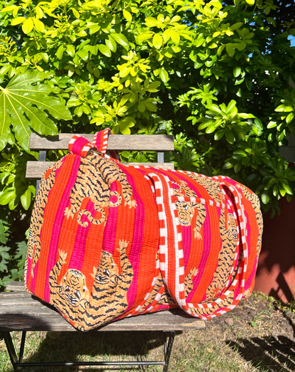 DUFFLE BAG