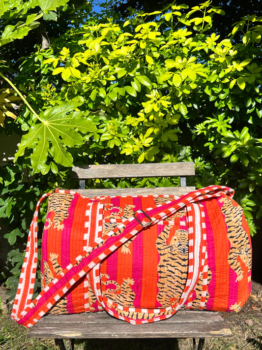 DUFFLE BAG