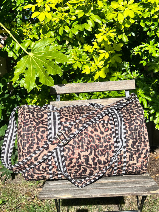 DUFFLE BAG