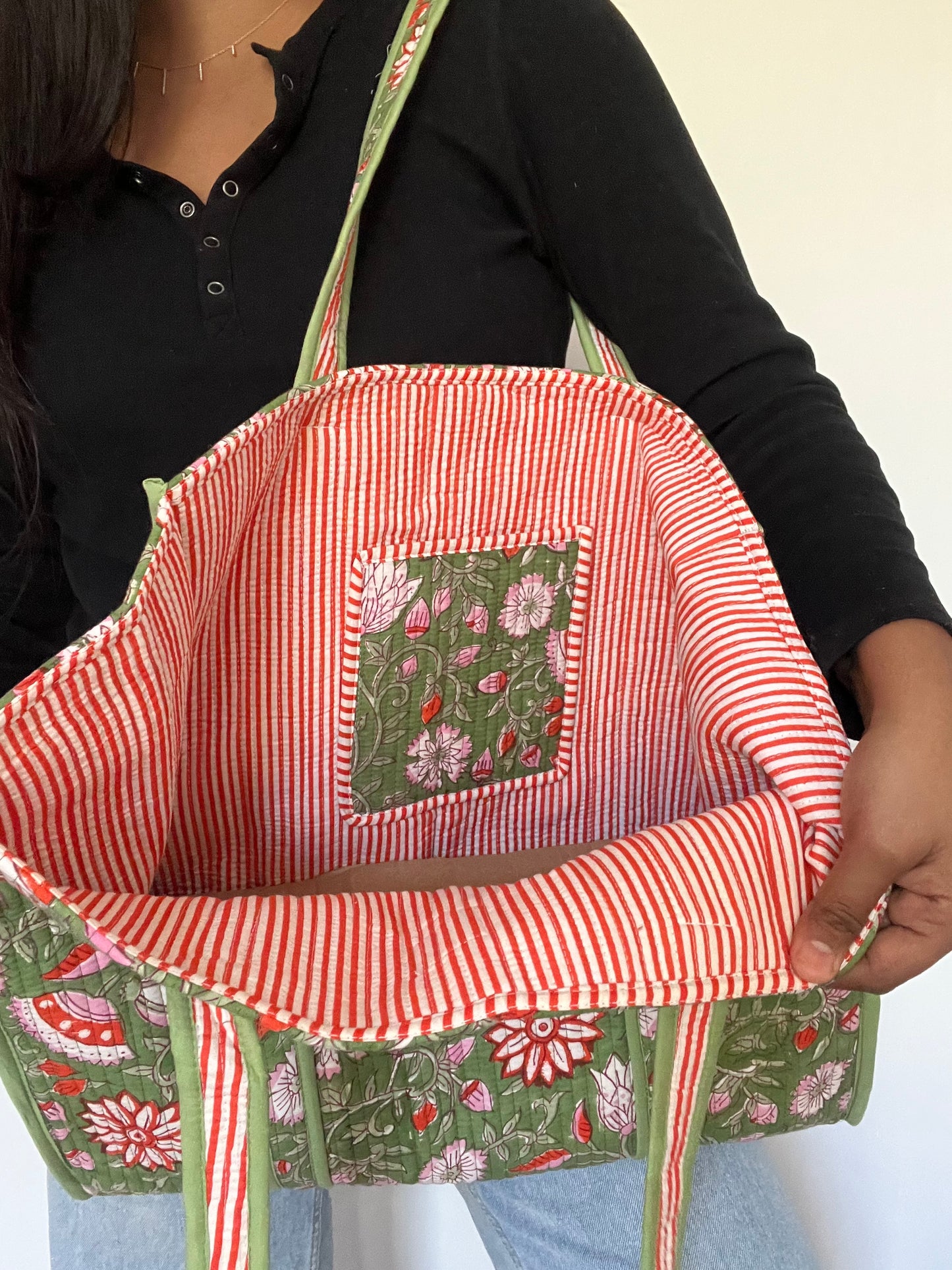 REVERSIBLE TOTE BAG