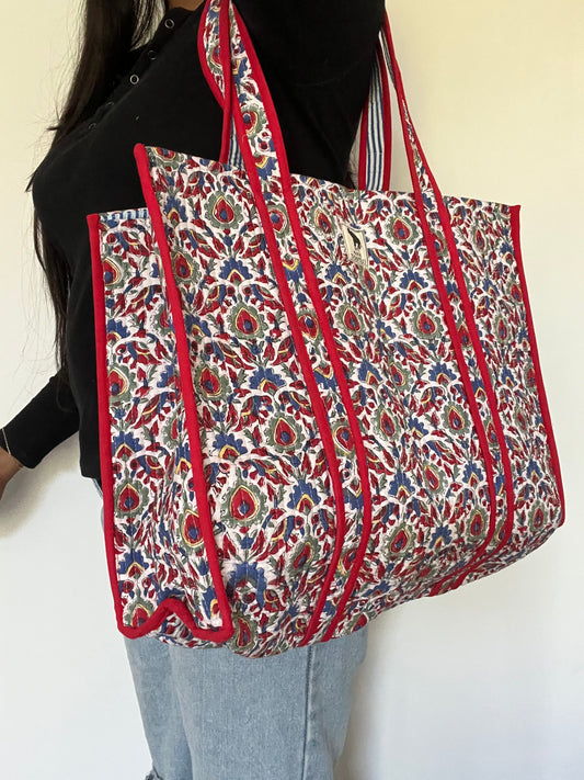 REVERSIBLE TOTE BAG