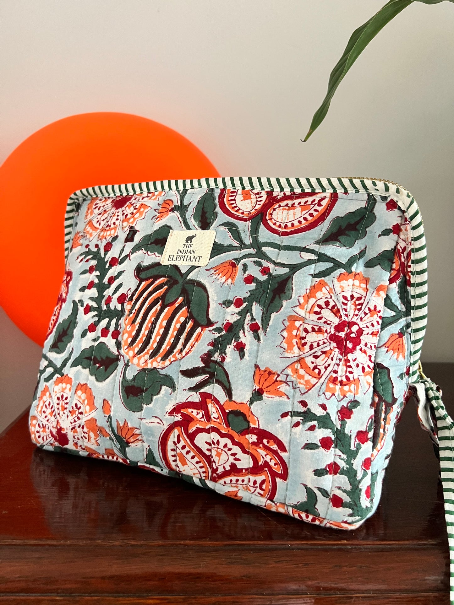 XL Wash Bag
