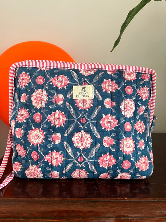 XL Wash Bag