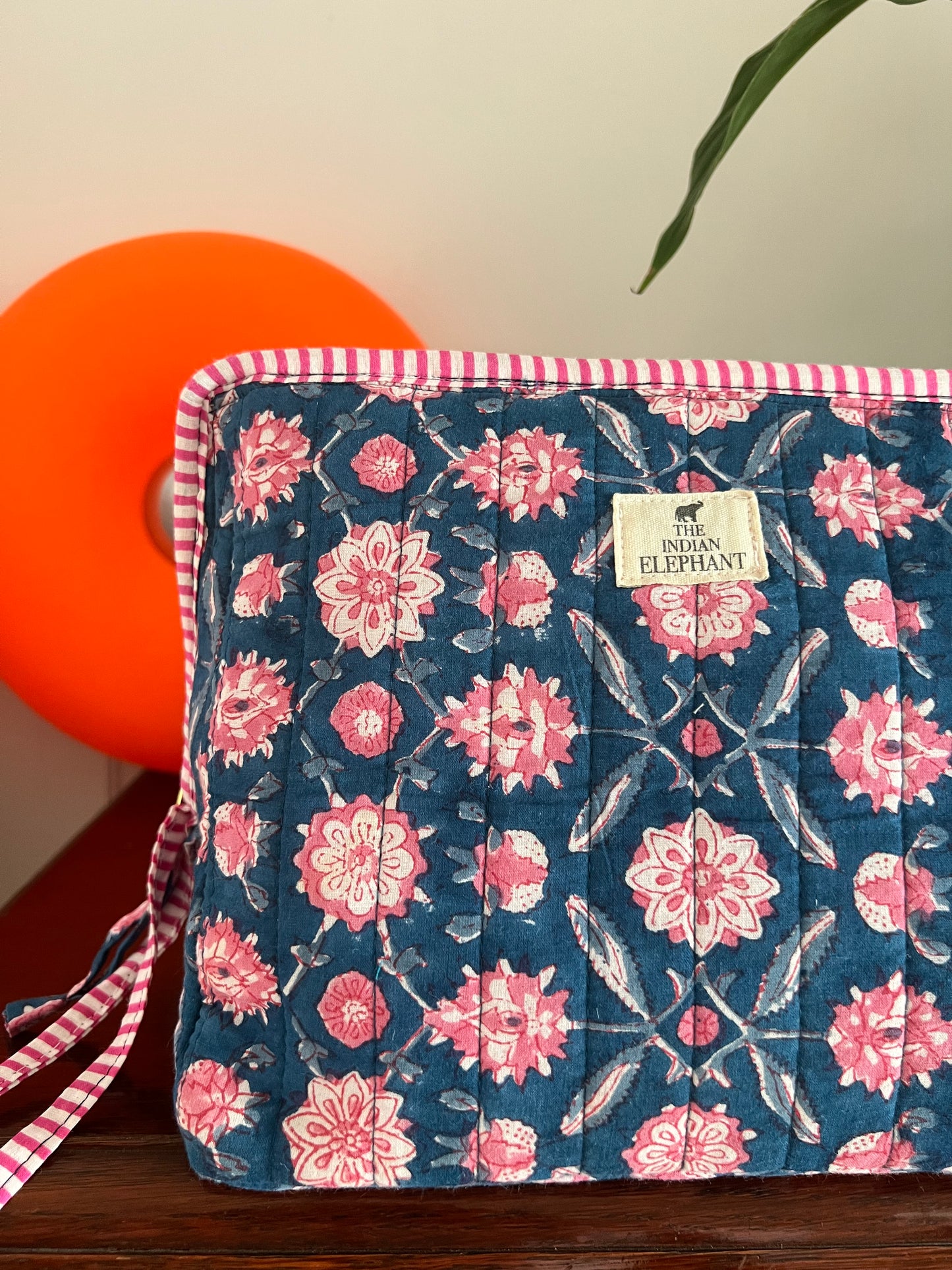 XL Wash Bag
