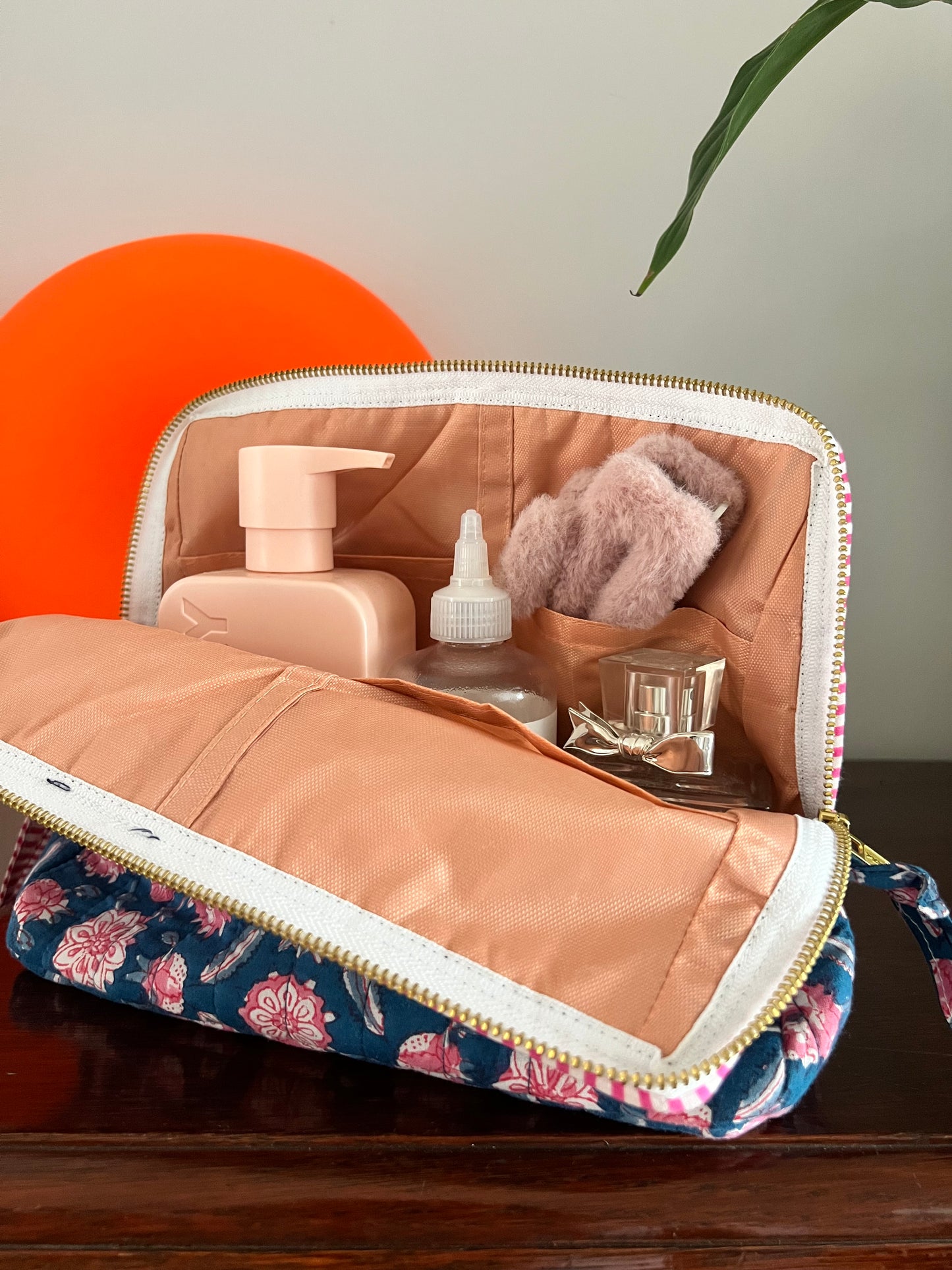 XL Wash Bag