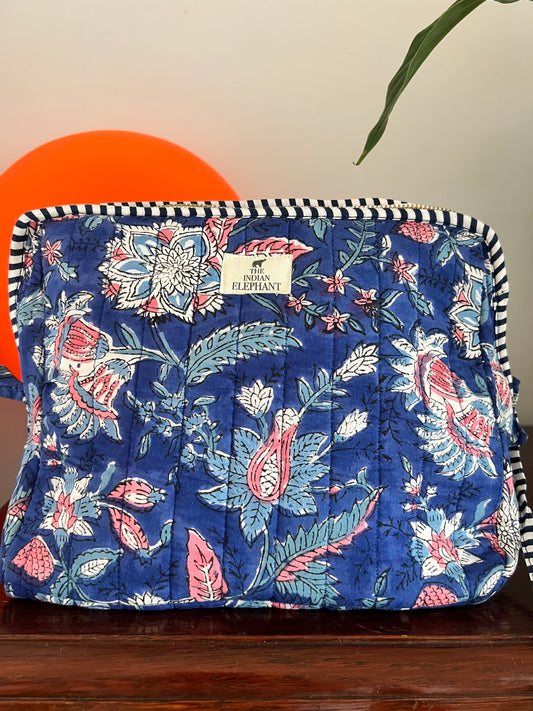 XL Wash Bag