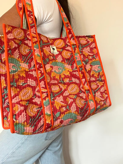 REVERSIBLE TOTE BAG