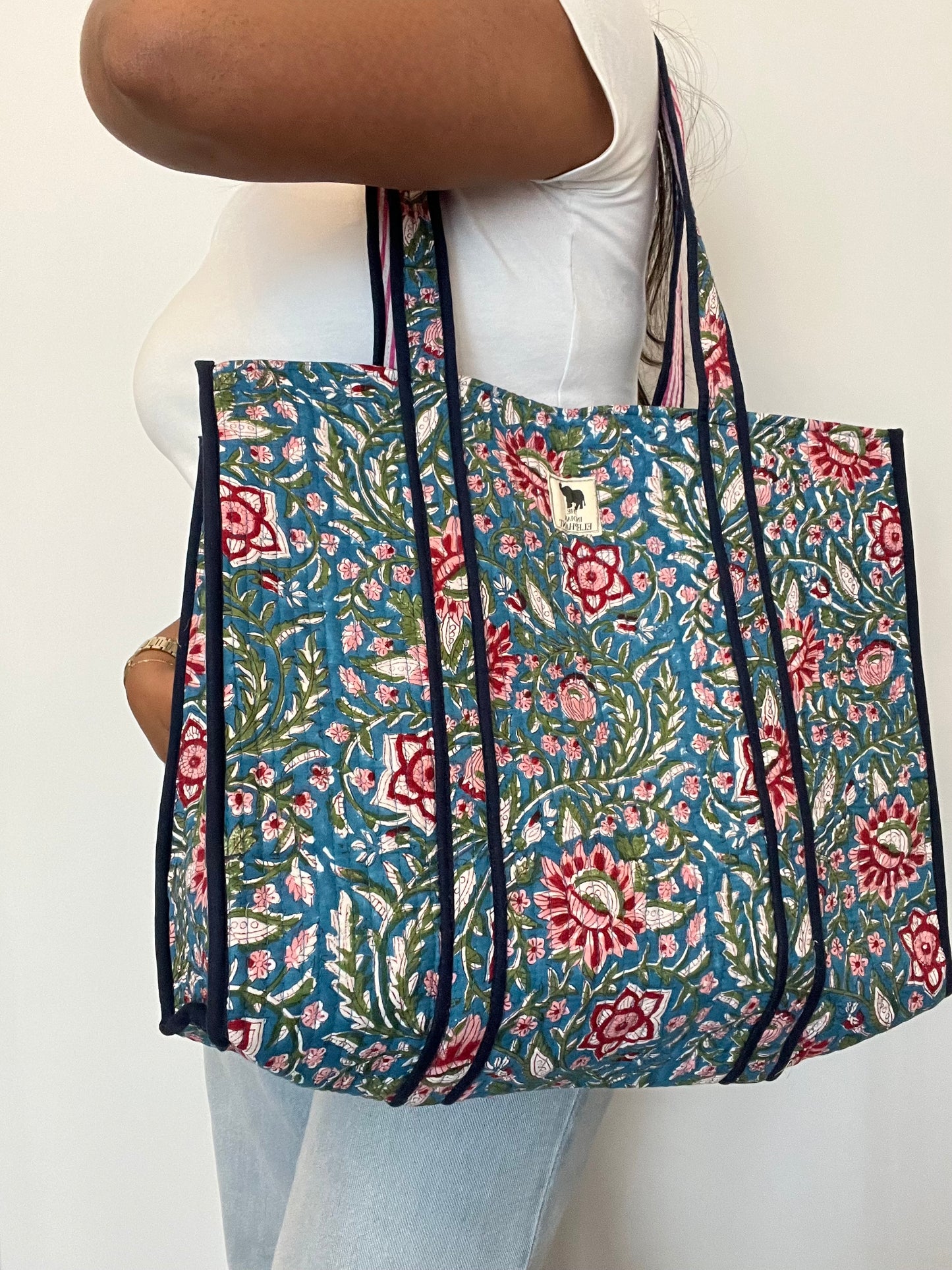 REVERSIBLE TOTE BAG