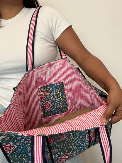 REVERSIBLE TOTE BAG
