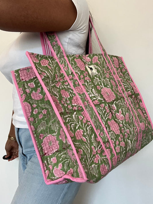 REVERSIBLE TOTE BAG