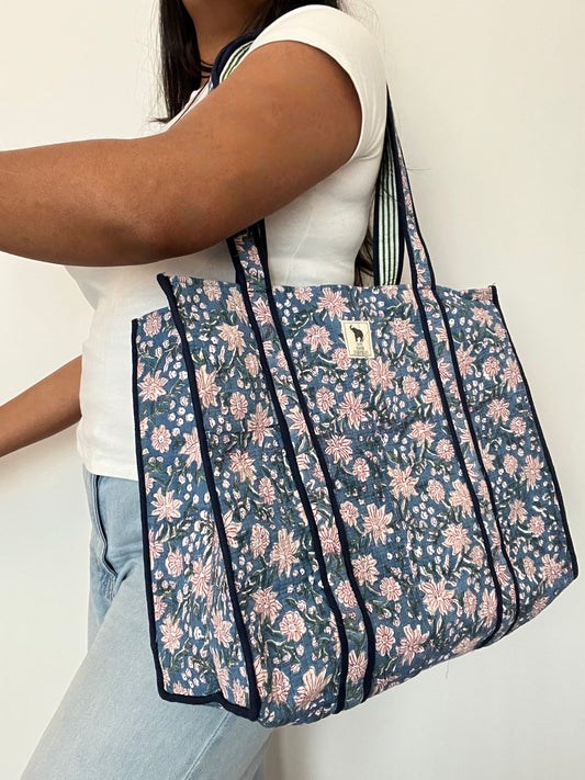 REVERSIBLE TOTE BAG