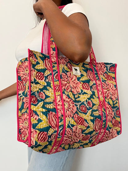REVERSIBLE TOTE BAG