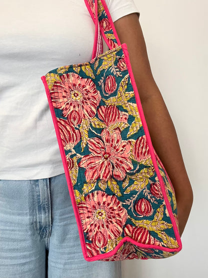 REVERSIBLE TOTE BAG