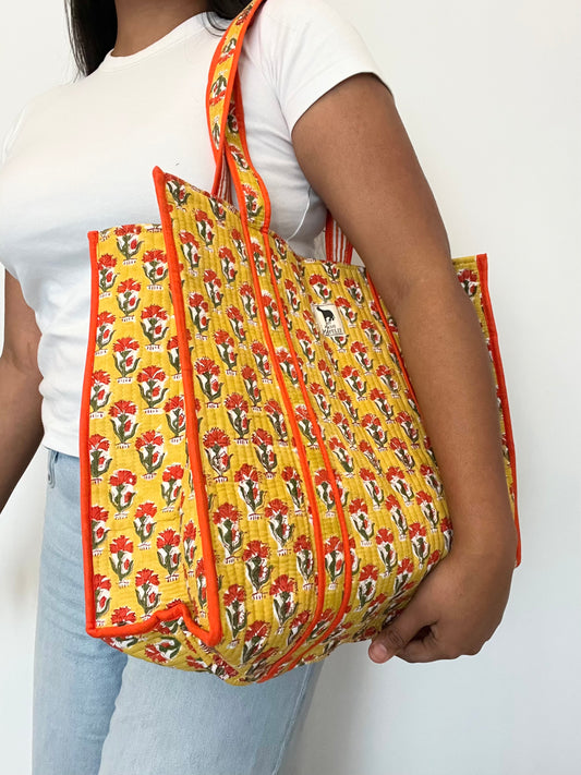REVERSIBLE TOTE BAG