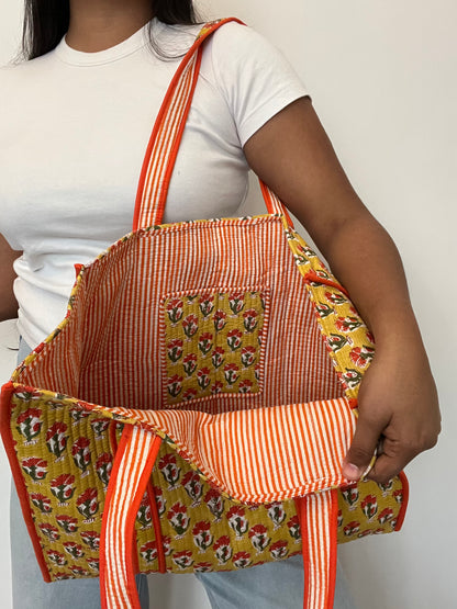 REVERSIBLE TOTE BAG