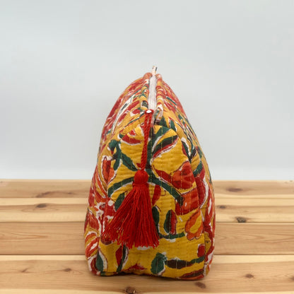 WATERPROOF MAKEUP BAG