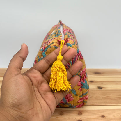 WATERPROOF MAKEUP BAG