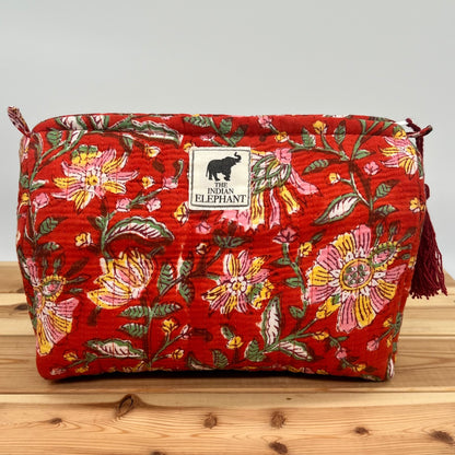 WATERPROOF MAKEUP BAG