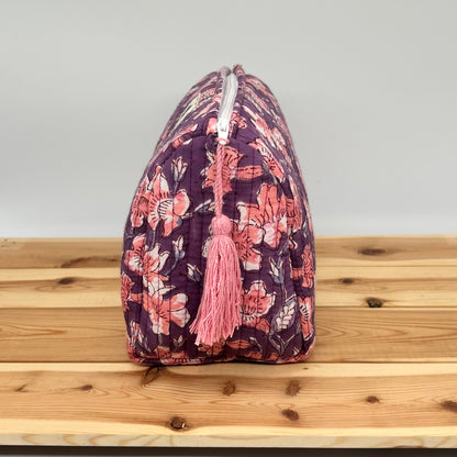 WATERPROOF MAKEUP BAG