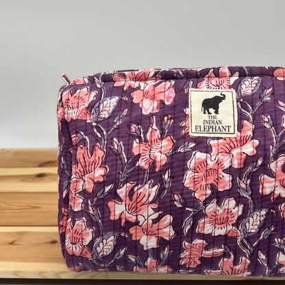 WATERPROOF MAKEUP BAG