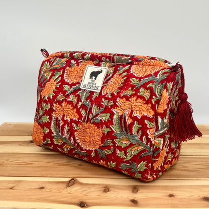 WATERPROOF MAKEUP BAG