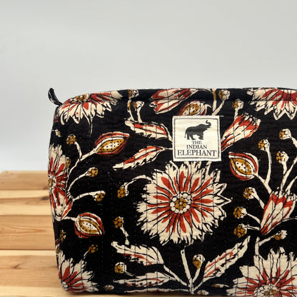 WATERPROOF MAKEUP BAG