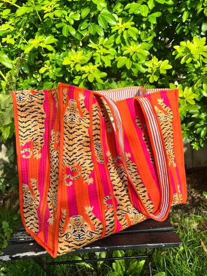 TIGER TOTE BAG